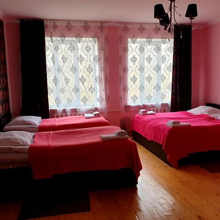 Red Stone Guest House Stepantsminda Exterior foto