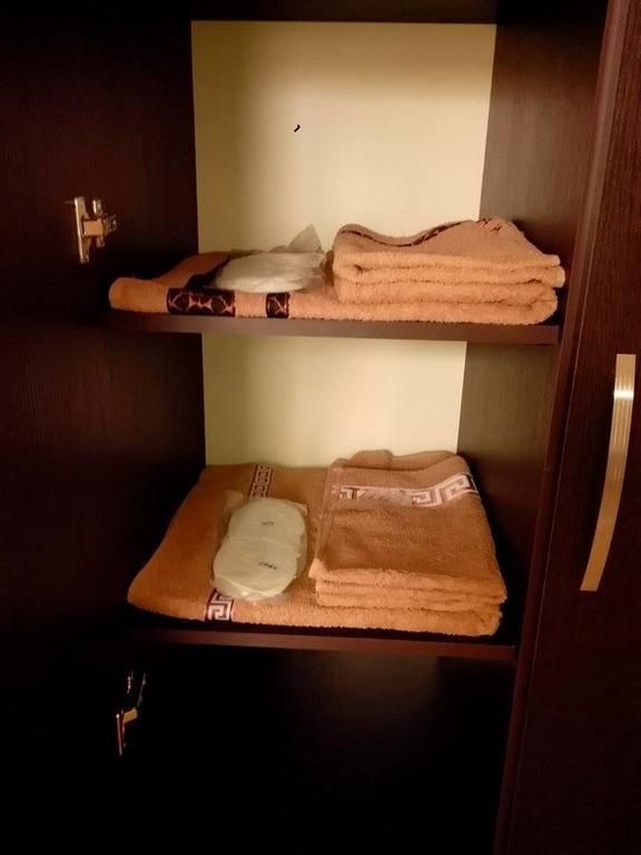 Red Stone Guest House Stepantsminda Quarto foto