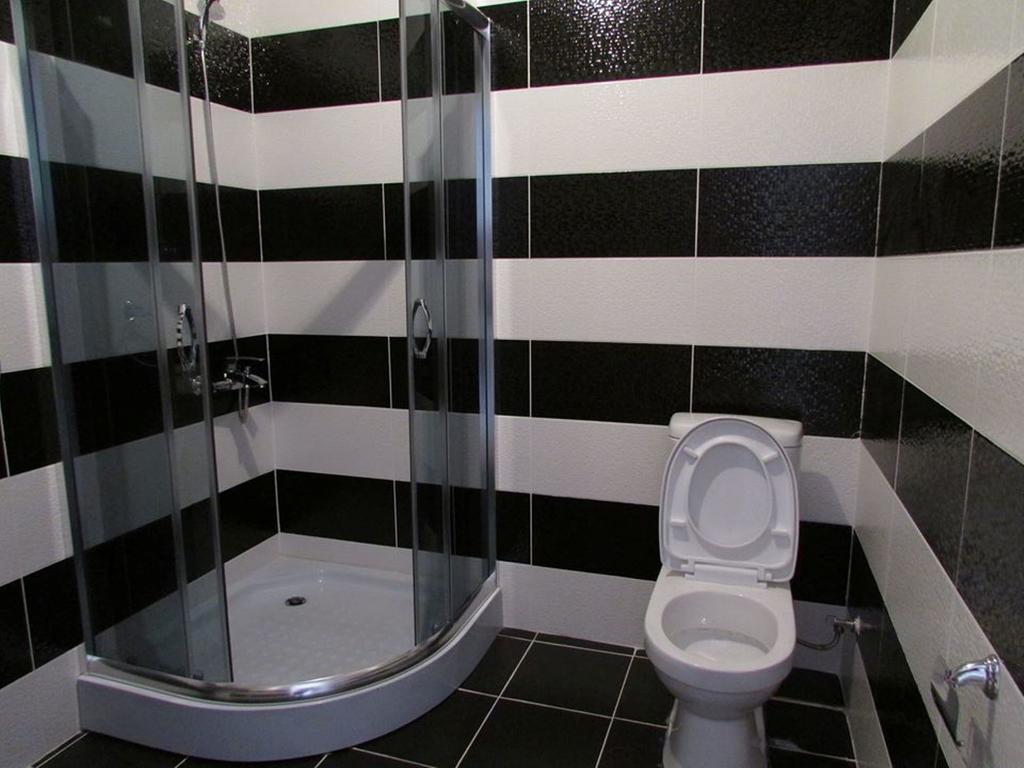 Red Stone Guest House Stepantsminda Quarto foto
